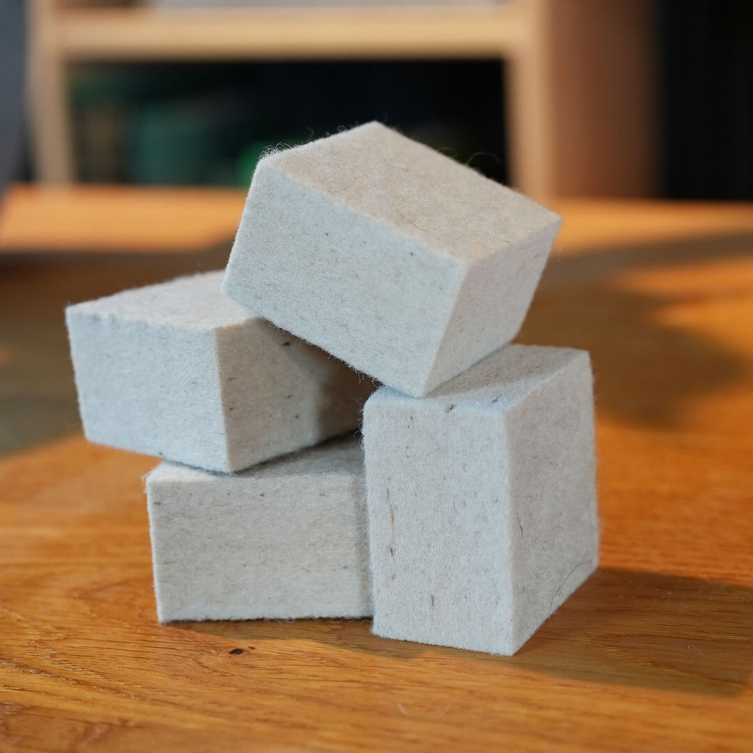 4 x Filz Blöcke 25mm Merino 4 x 4 cm